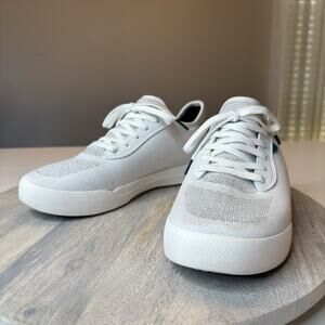 Vessi Weekend Unisex White Knit Sneakers Shoes Men's Sz 8 Women's Sz 9